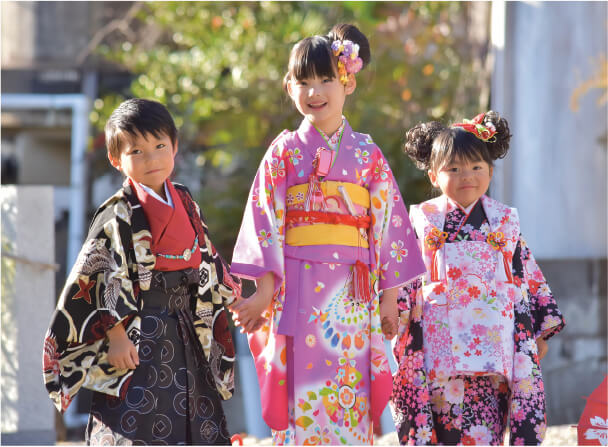 七五三、成人式などの大切な記念日のお写真もBiwajinへおまかせください